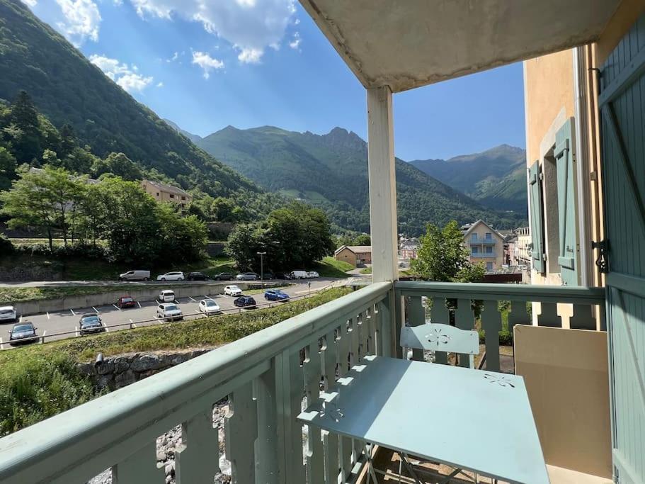 T3 Centre Ville Avec Parking, Balcon Et Wifi. 5P. Cauterets Exteriör bild