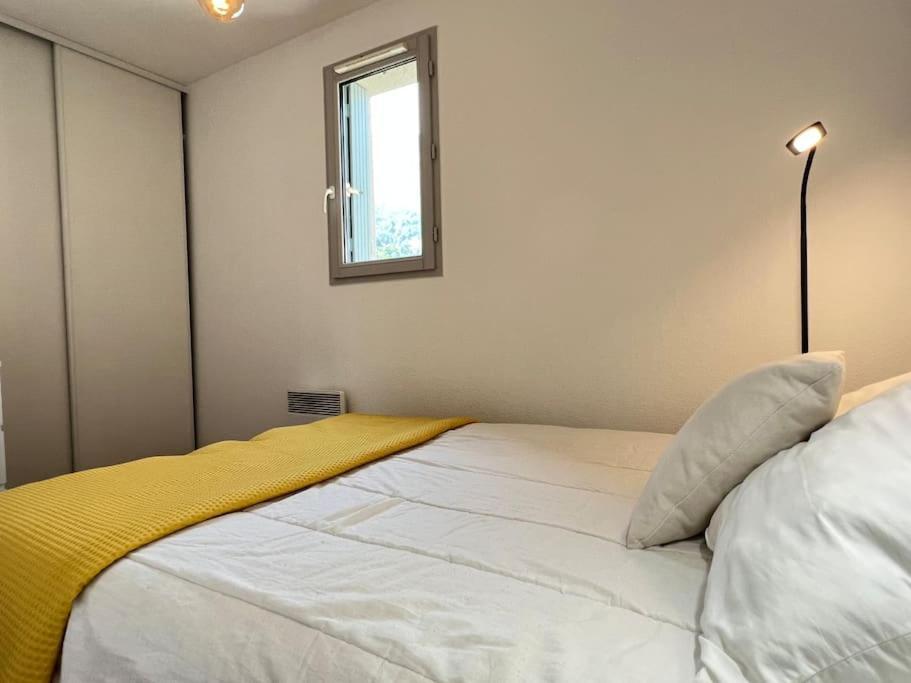 T3 Centre Ville Avec Parking, Balcon Et Wifi. 5P. Cauterets Exteriör bild